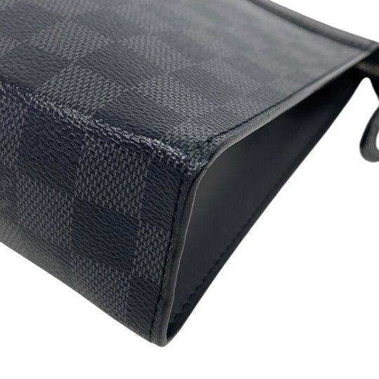 LOUIS VUITTON Clutch bag N41696 Patent leather black Pochette Damier Grafitte Voyage MM mens Used Authentic