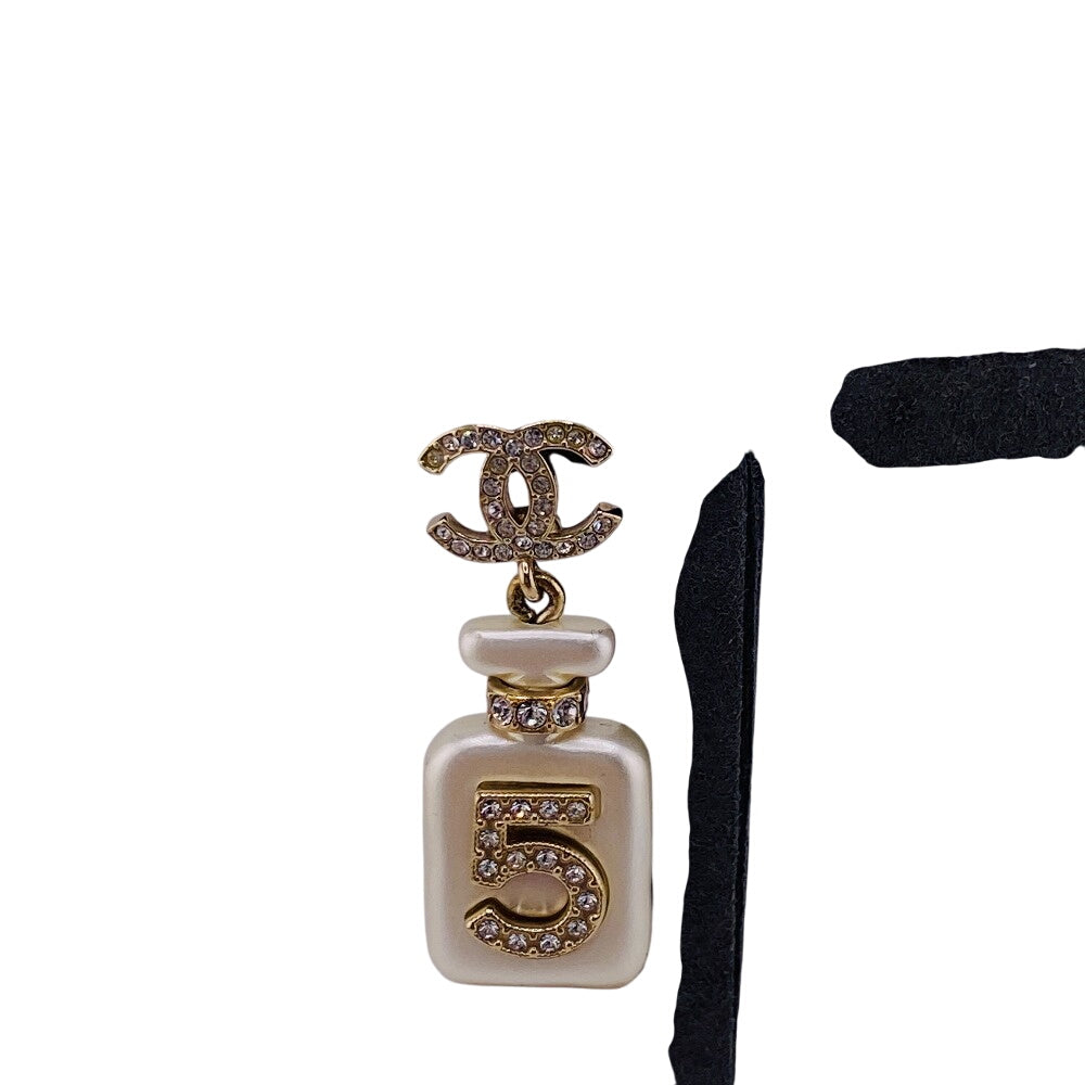 CHANEL Pierce Gold Plated, Stone white COCO Mark No.5 A22S Women Used Authentic