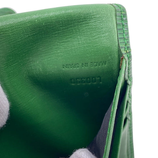 LOUIS VUITTON Long Wallet Purse M63384 Patent leather green Epi Porto Tresor mens(Unisex) Used Authentic