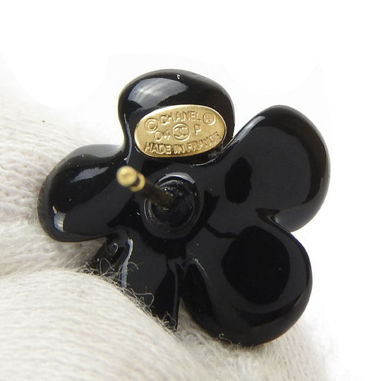 CHANEL Pierce plastic black