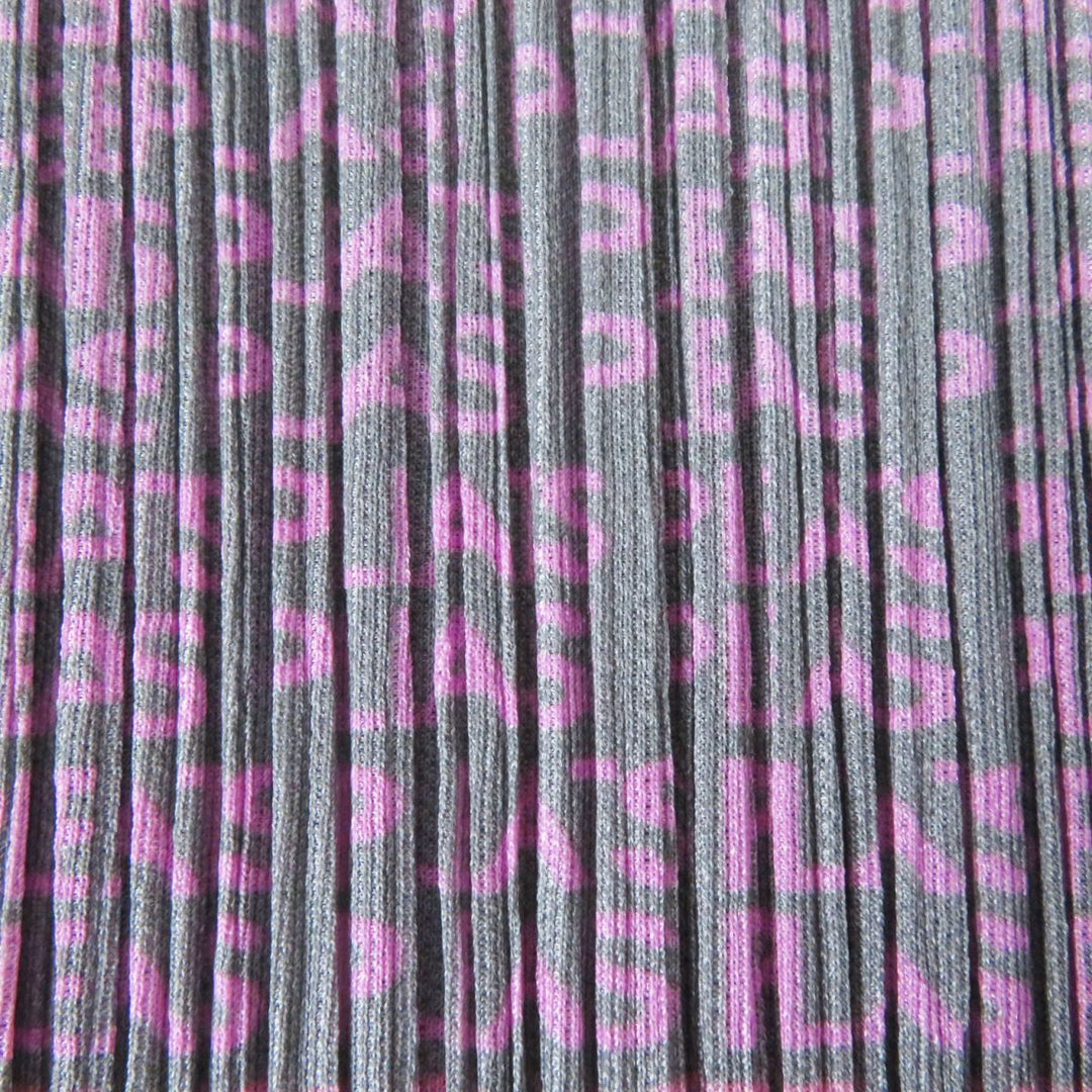 PLEATS PLEASE Cut polyester Multi x grey logo pattern 3