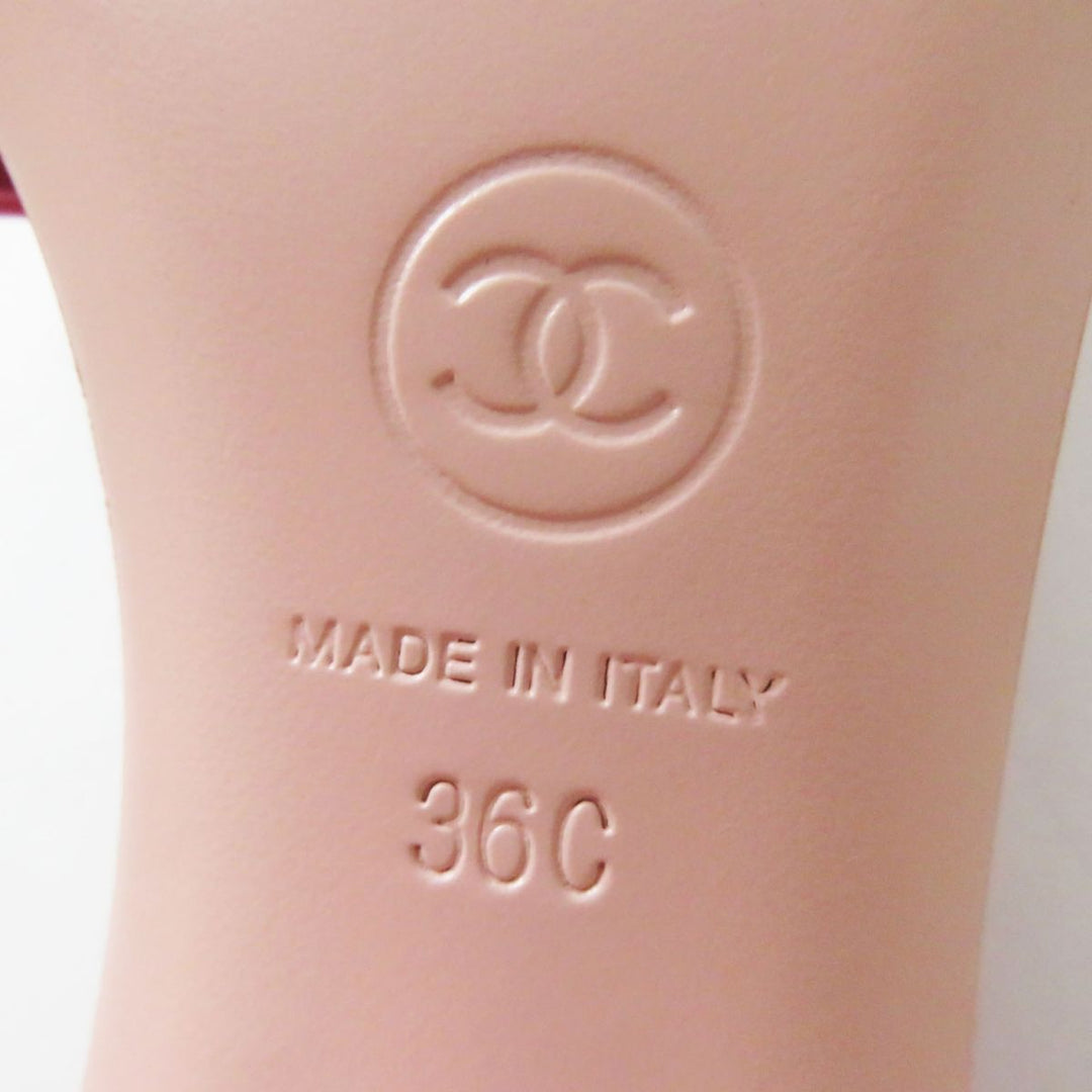 CHANEL Sandals Patent leather Dark pink x light pink 36