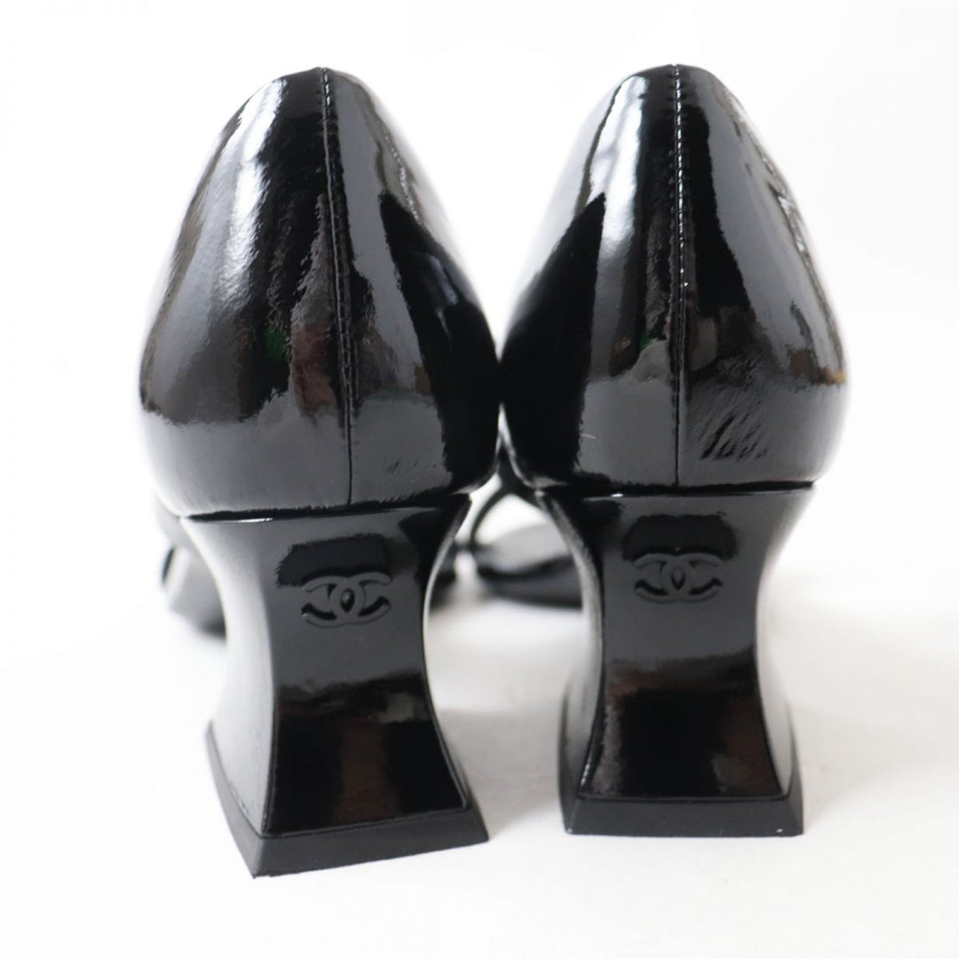 CHANEL Sandals Patent leather black 37.5