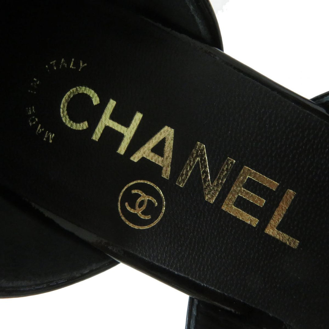 CHANEL Sandals Patent leather black 37.5